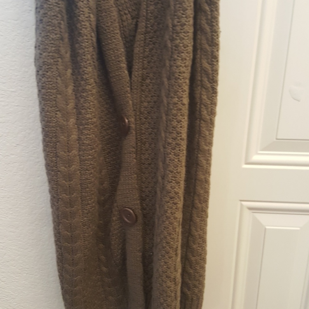 Scarf - Picture 2 of 3